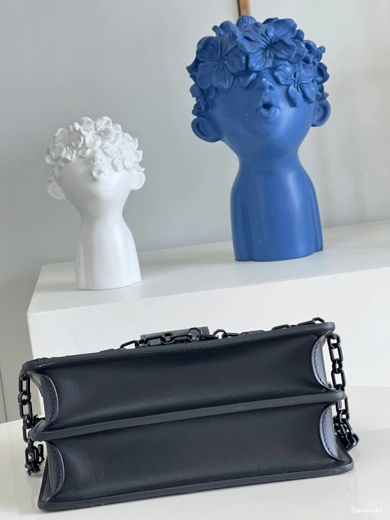 VUITTON MM LOUIS DAUPHINE 1223